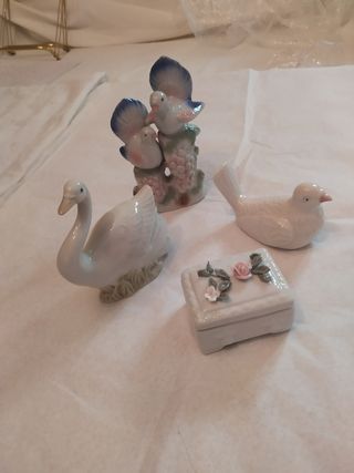Lote de 4 piezas porcelana: aves & joyero