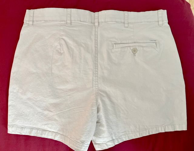 Shorts Calvin Klein beige