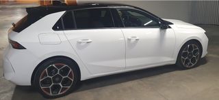 OPEL ASTRA 2022 GS Line 130 CV (como nuevo)
