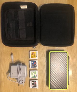 Nintendo 3DS negro i verde