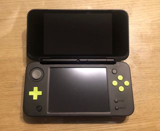 Nintendo 3DS negro i verde