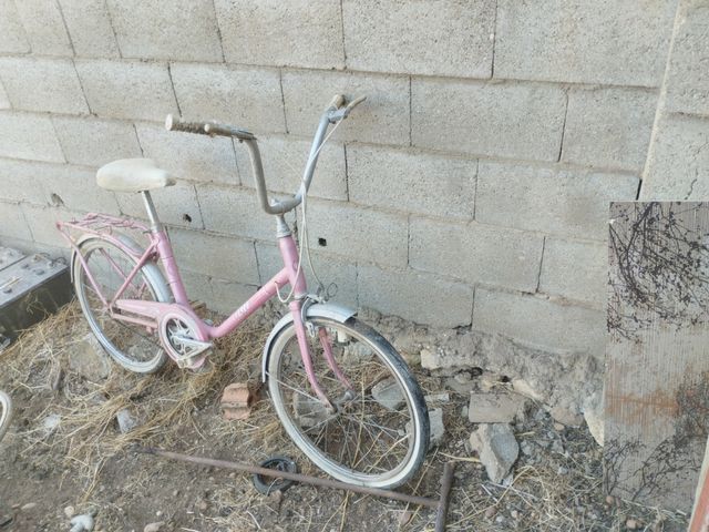 Bicicleta BH antigua rosa