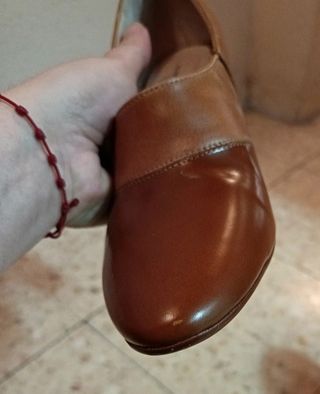 Zapatos Gloria Ortiz marrones