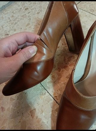 Zapatos Gloria Ortiz marrones