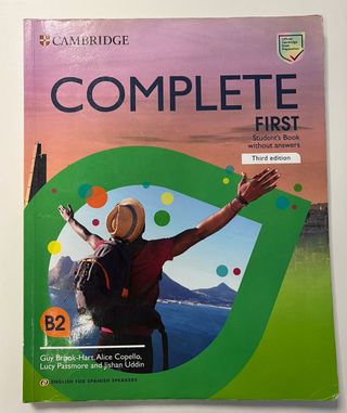 Complete First Students Book without answers En...