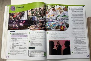 Complete First Students Book without answers En...