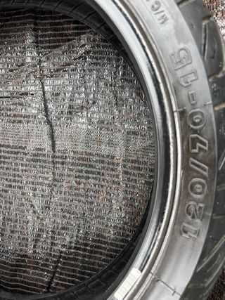 Neumático Michelin 120/70-15