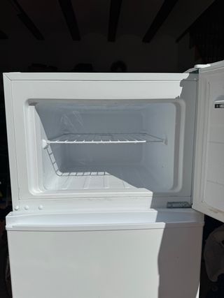 Nevera Artic 1.76 - Blanca