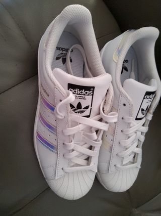 Adidas Superstar blancas