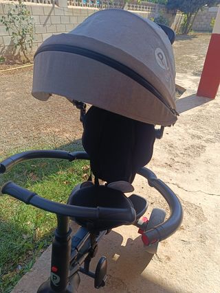 Triciclo evolutivo QPlay con capota y barra