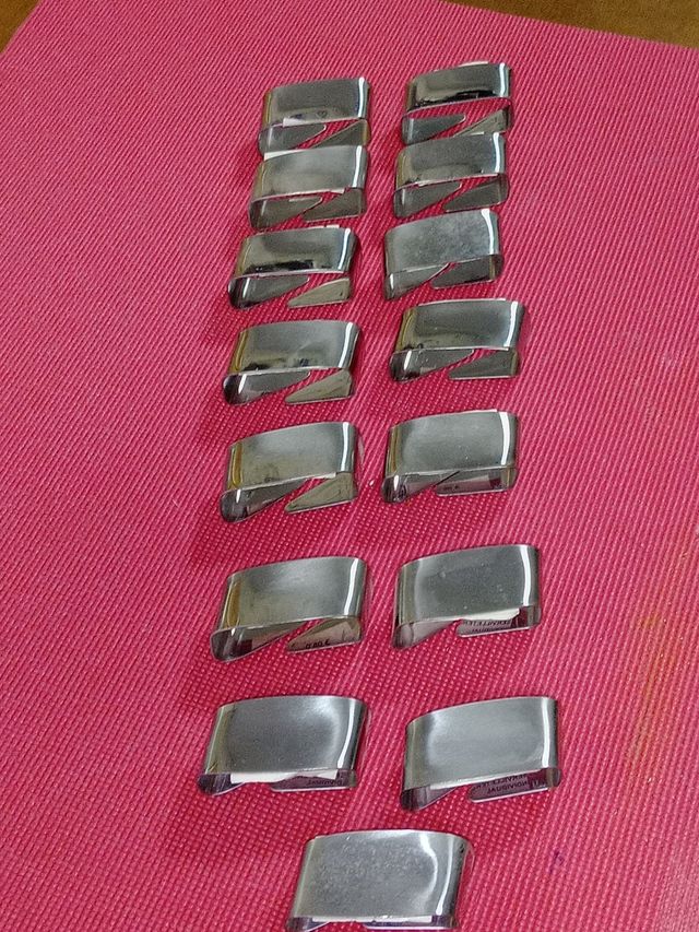 15 Servilleteros metal INOX
