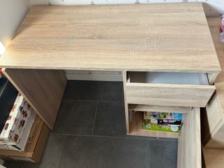 Escritorio madera ideal para niñ@s