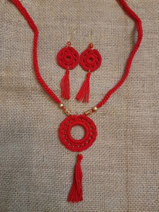 Collar y pendientes crochet rojo