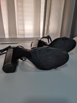 Sandalias tacón Massimo Dutti