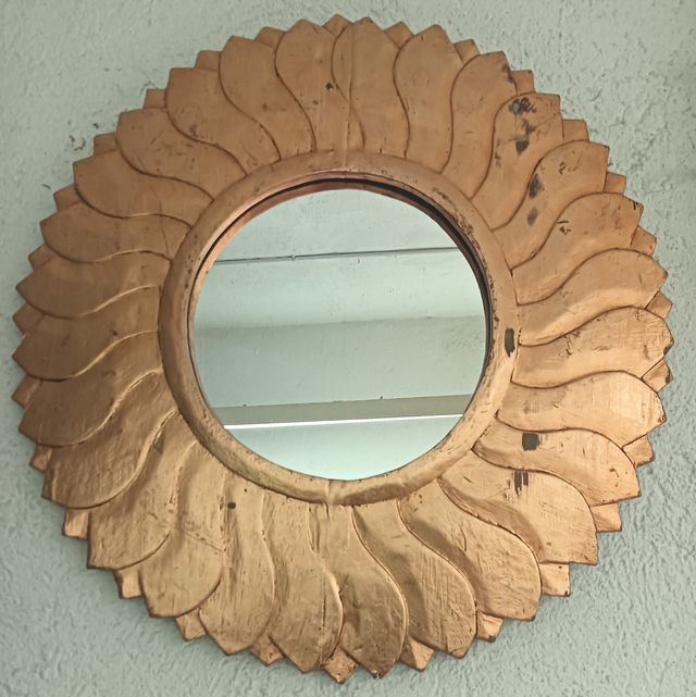 Espejo bronce forma sol antiguo 20€