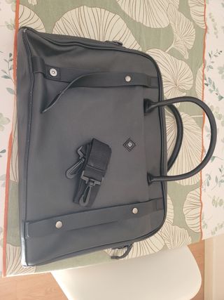Maletín portátil negro