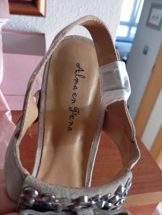 Sandalias Alma en Pena beige
