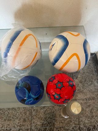 palloni da calcio inutilizzati.