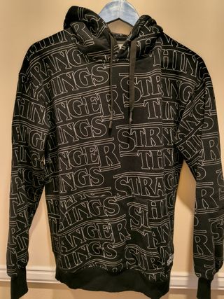 Sudadera Stranger Things - Negra
