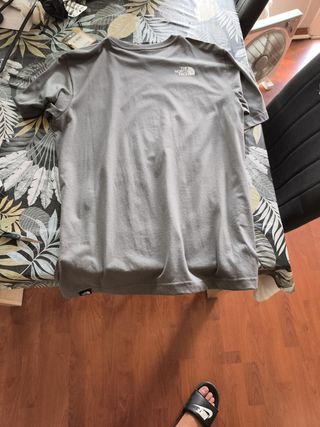 Camiseta The North Face gris - M