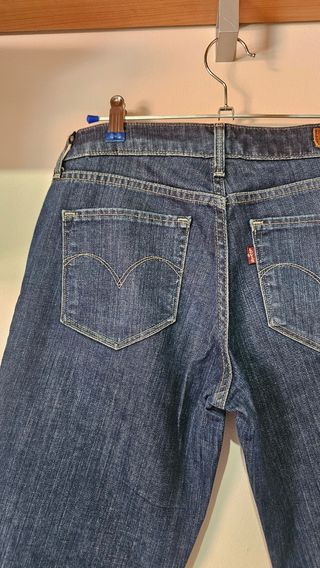 Vaqueros Levis Mujer 