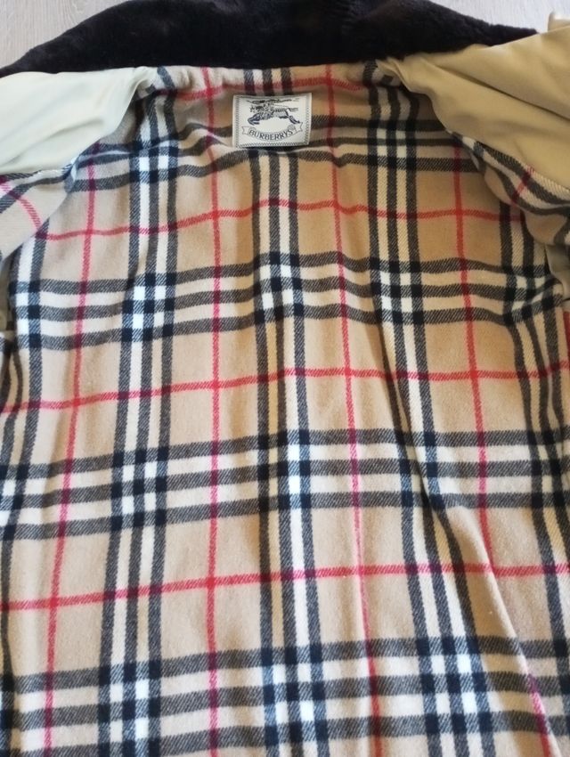 Chaquetón Burberrys beige acolchado
