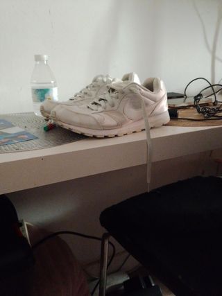 Zapatillas Nike blancas running en buen estado co