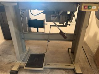 MÁQUINA DE COSER TAPICERÍA DOBLE PESTAÑA