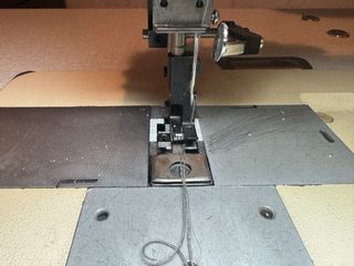 MÁQUINA DE COSER TAPICERÍA DOBLE PESTAÑA