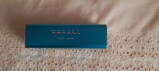 Altavoces portátiles Y-10 y MAUK2