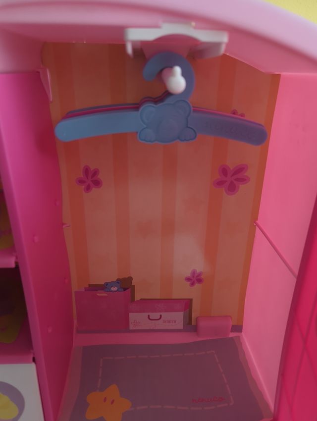 Armario Nenuco con 6 perchas