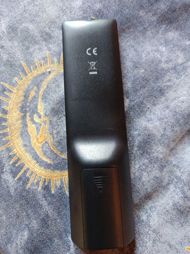 Mando Ariva RCU31 TDT HD