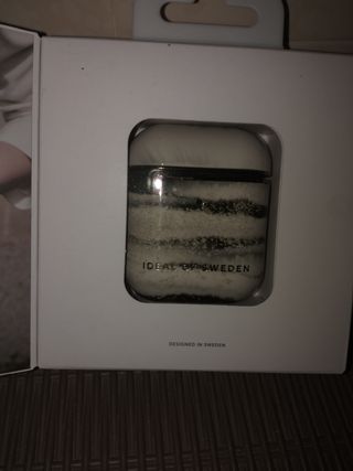 Custodia AirPods Ideal of Sweden