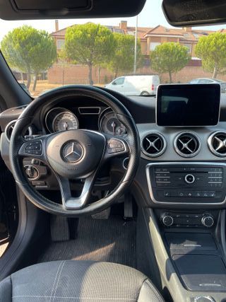 Mercedes-Benz Clase CLA 220 cdi 2015 impecable