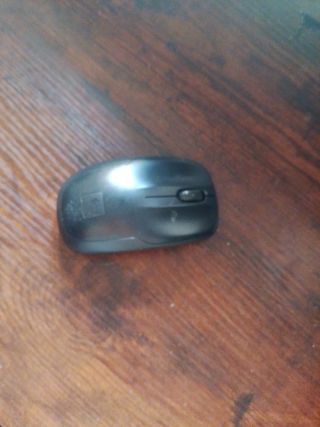 Ratón Logitech M150 - Negro