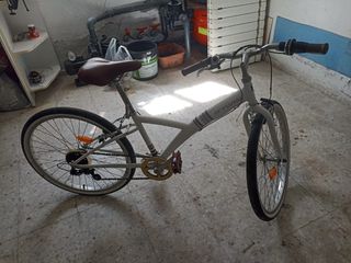 Bicicleta BTWIN Poply 300 blanca