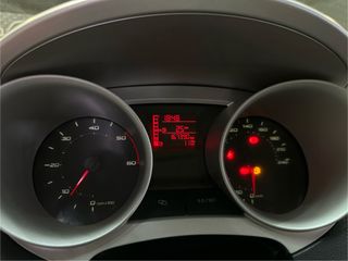 SEAT Ibiza 1.6 TDI 105CV SPORT 