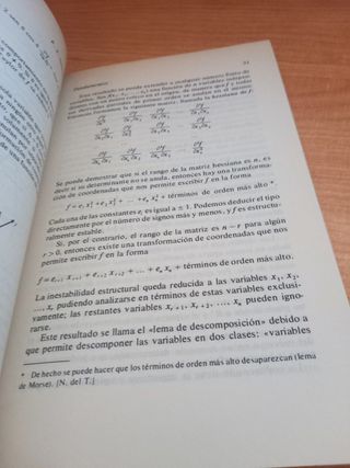 3x2 Una introducción a la teoría de catástrofes