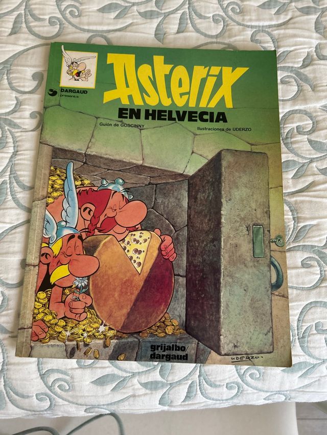 Asterix - En Helvecia (Spanish Edition)