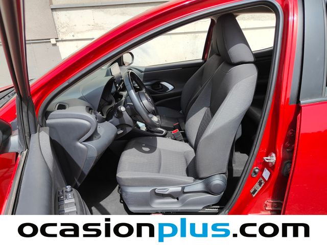 Toyota Yaris 120H Business Plus 85 kW (116 CV)