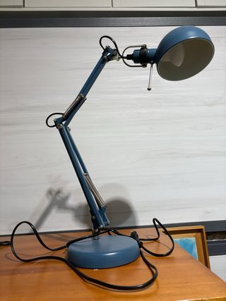 Lámpara escritorio azul metalica