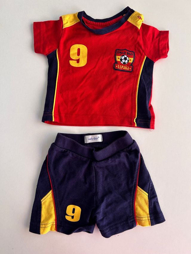 Equipación bebé España - talla 9m