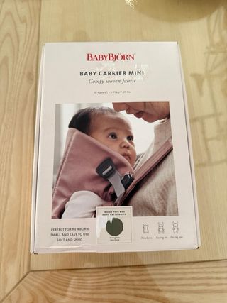 Mochila portabebés BabyBjörn Mini Verde