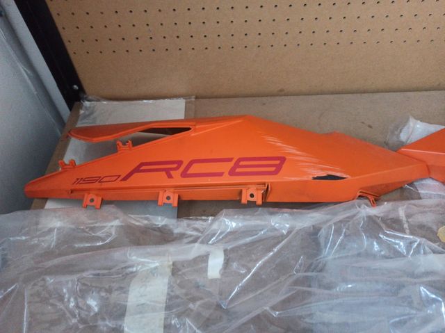 Carenados KTM RC8 1190 - Laterales