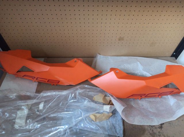 Carenados KTM RC8 1190 - Laterales