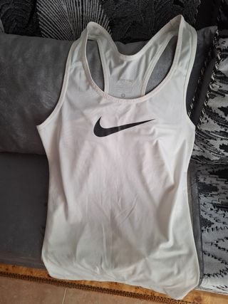 Camiseta Nike Dri-FIT blanca XS