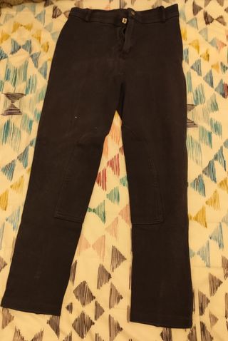 Pantalones equitación,camiseta y calcetines
