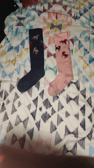 Pantalones equitación,camiseta y calcetines
