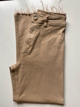 Vaqueros beige Stradivarius - 34