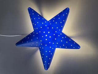 Lámpara Estrella IKEA infantil